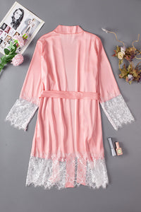 Kimono Harper in rosa mit Spiztendetails