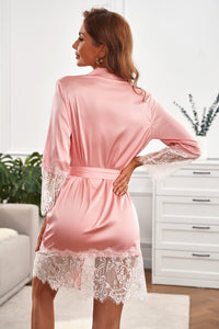 Kimono Harper in rosa mit Spiztendetails