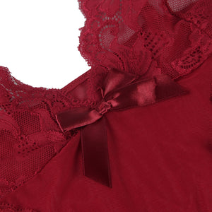 Leandra bordeaux Negligé Set von Organza Lingerie - Packshot nur Negligé Set Detail Schleife.