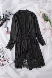 Kimono Harper in schwarz LC453071 Vorderansicht - Organza Lingerie
