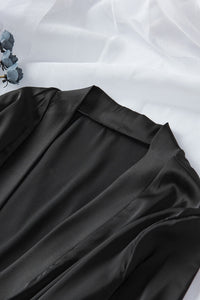 Kimono Harper in schwarz LC453071 Detailansicht vorne - Organza Lingerie 